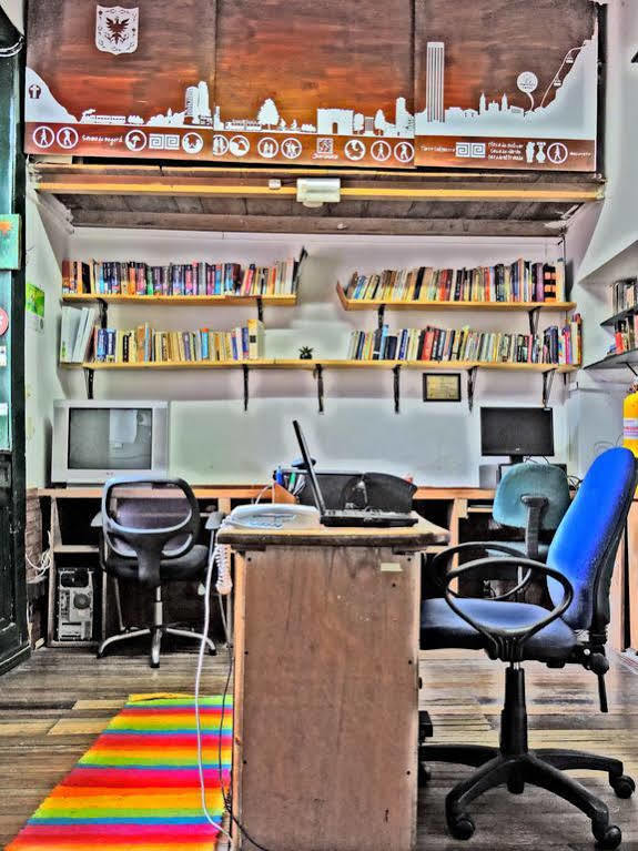Chocolate Hostel Богота Екстериор снимка