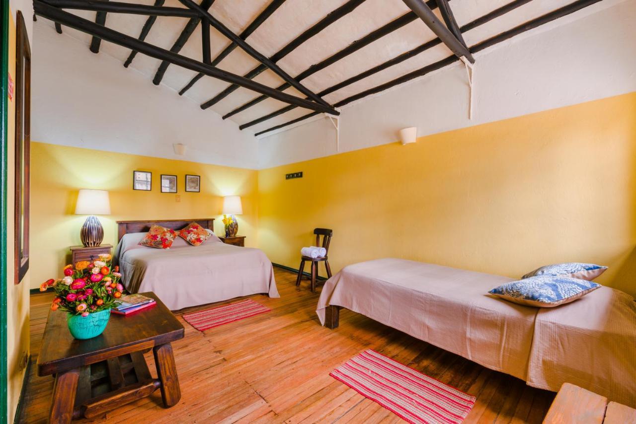 Chocolate Hostel Богота Екстериор снимка