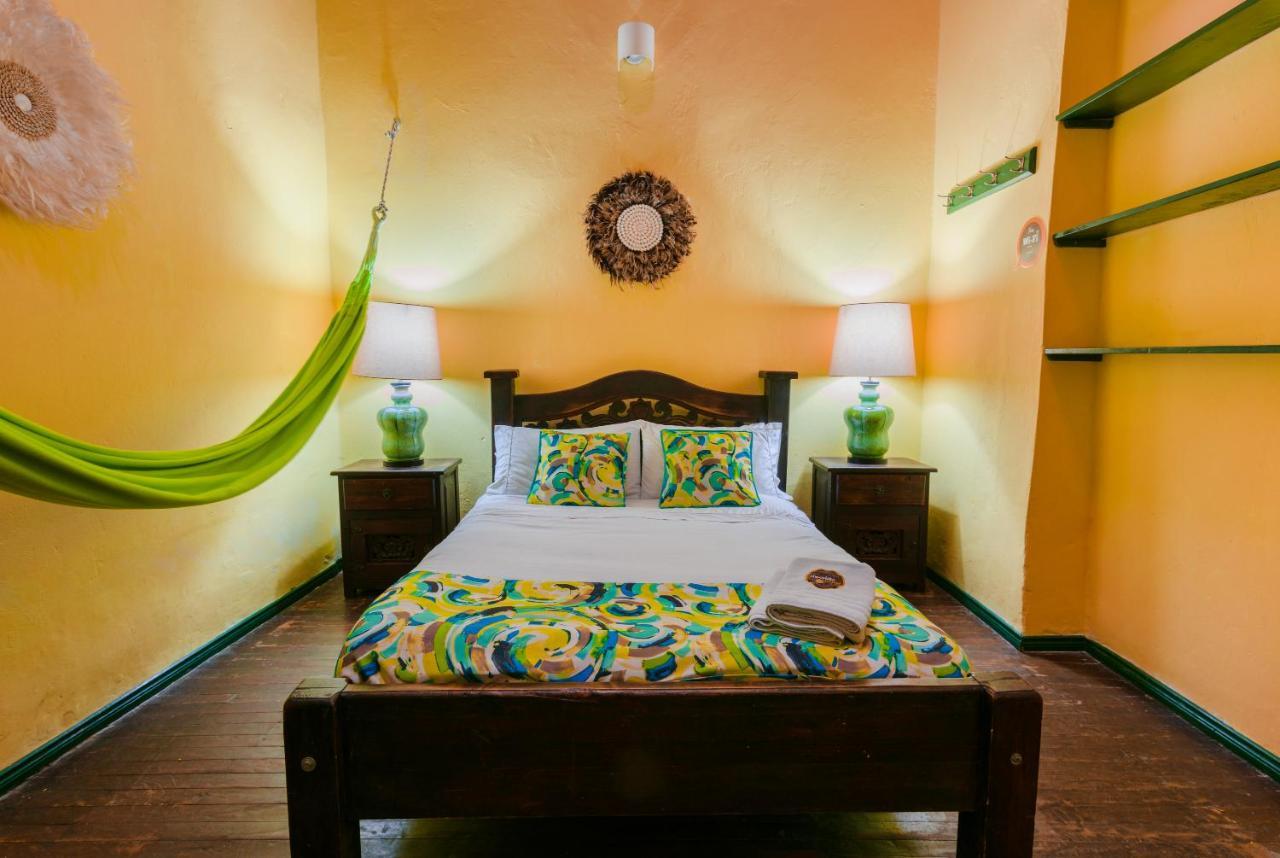 Chocolate Hostel Богота Екстериор снимка